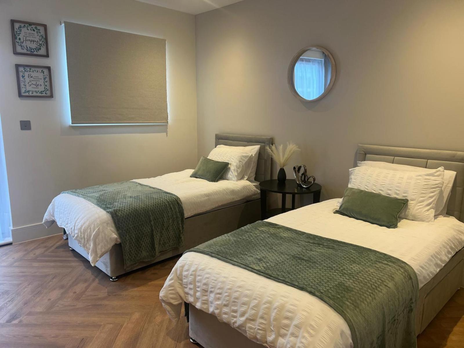 New 2 Bedroom Apartment Rickmansworth Town Centre 外观 照片